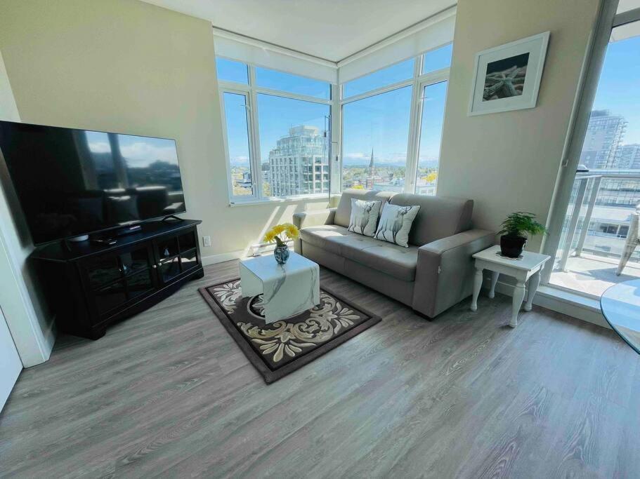 Modern 2 Bedroom Ocean Views Victoria Downtown Free Parking Exteriér fotografie